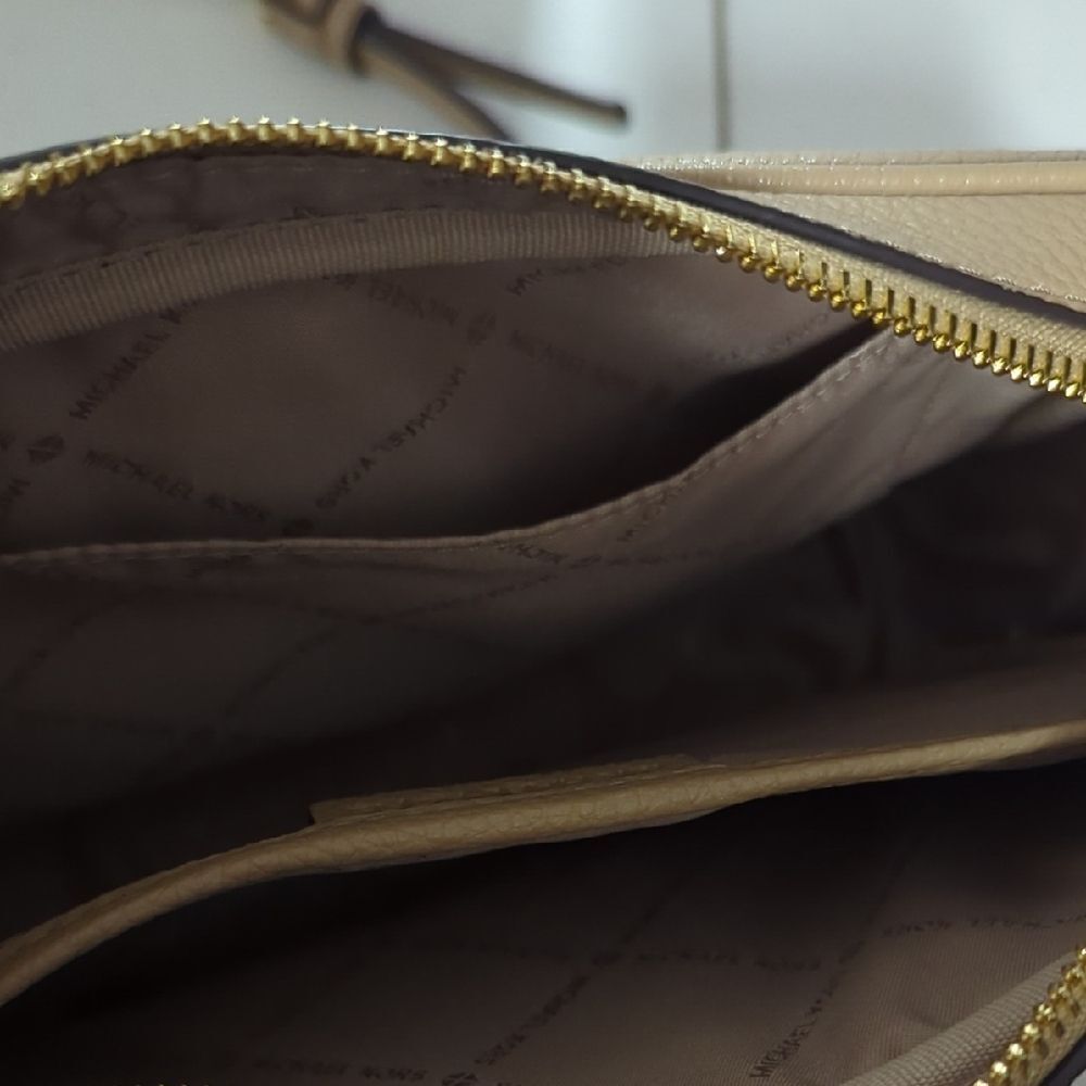 Michael Kors Camel And Gold Crossbody Bag with Adjustable Strap - Picture 5 of 6